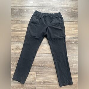 MEC Women's 8 Nylon Hiking Performance Stretch
Black Outdoors Trousers